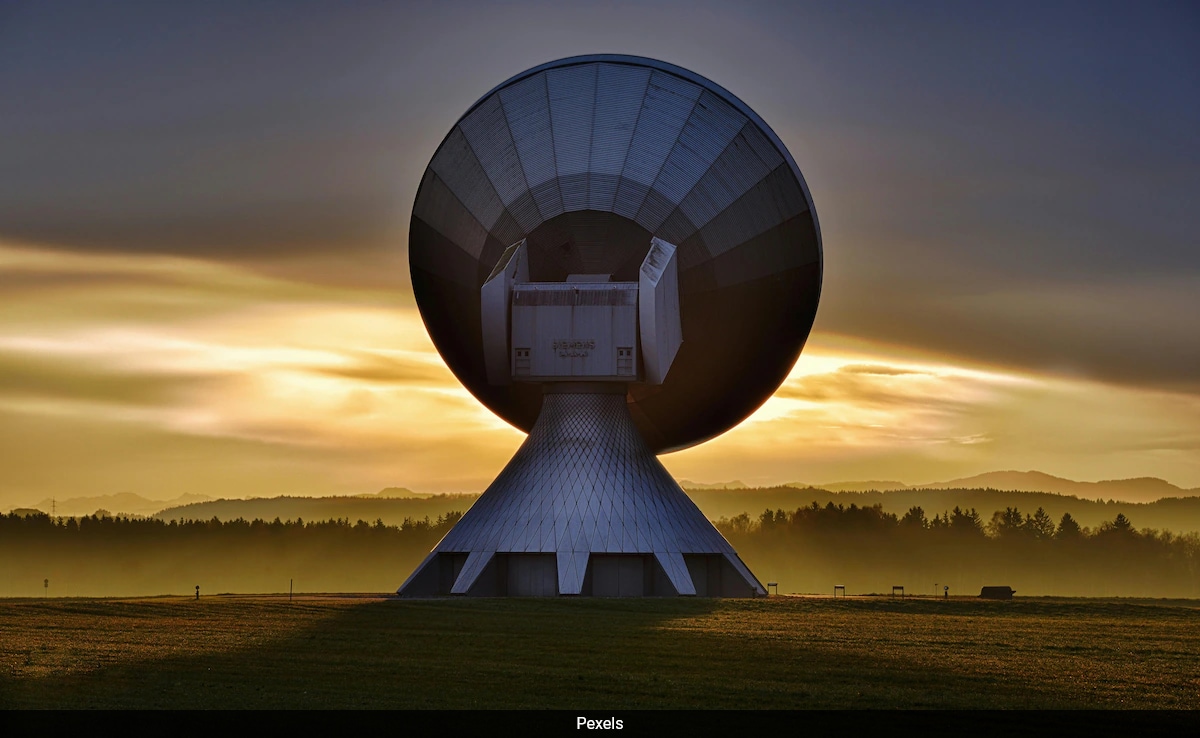 Elon Musk’s Starlink Gets Green Light From Indian Space Regulator