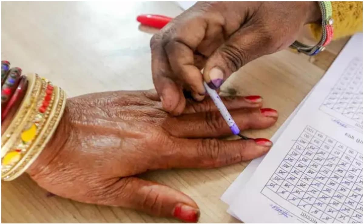 Poll Body Says May Complete Bihar Roll Revision Exercise Before Deadline