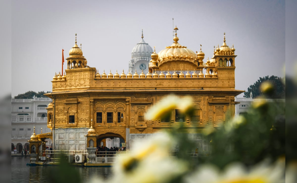 Software Engineer Detained Over E-Mails Threatening To Blow Up Golden Temple