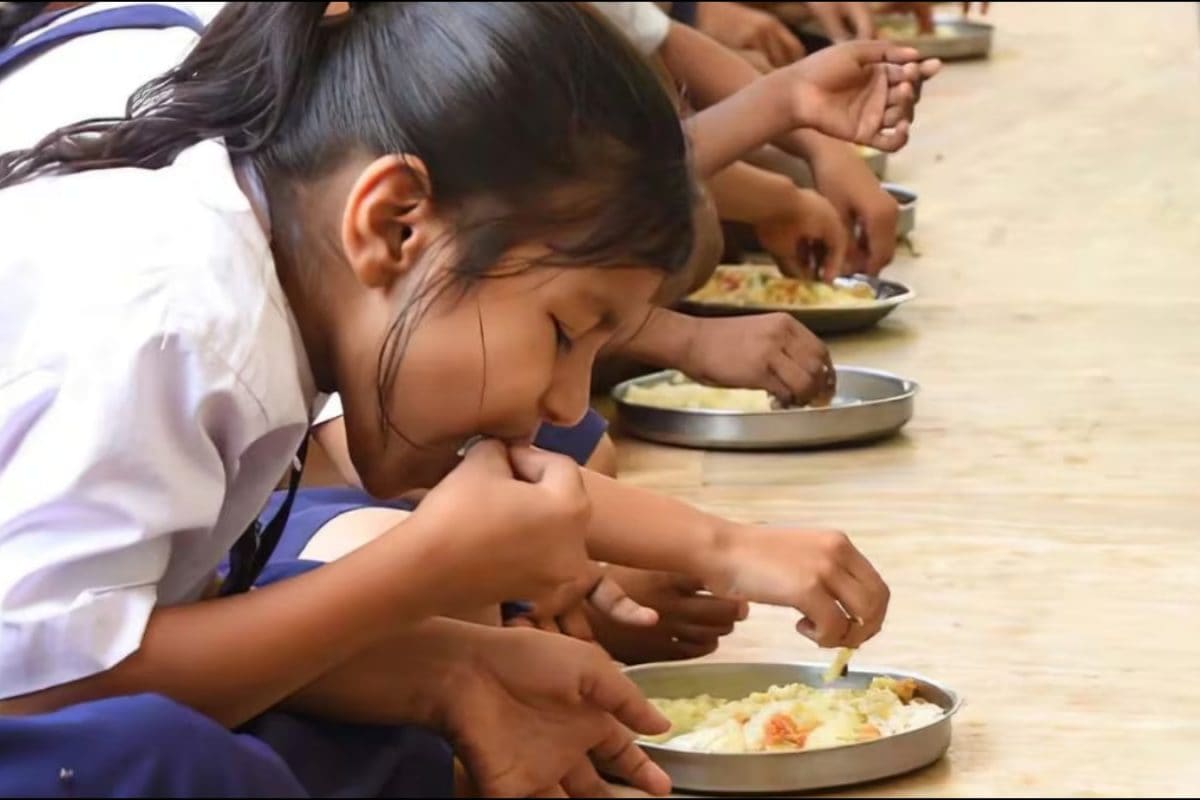 Over 30 Children Hospitalised In Bihar After Consuming Mid-Day Meal, Lizard Found In Food
