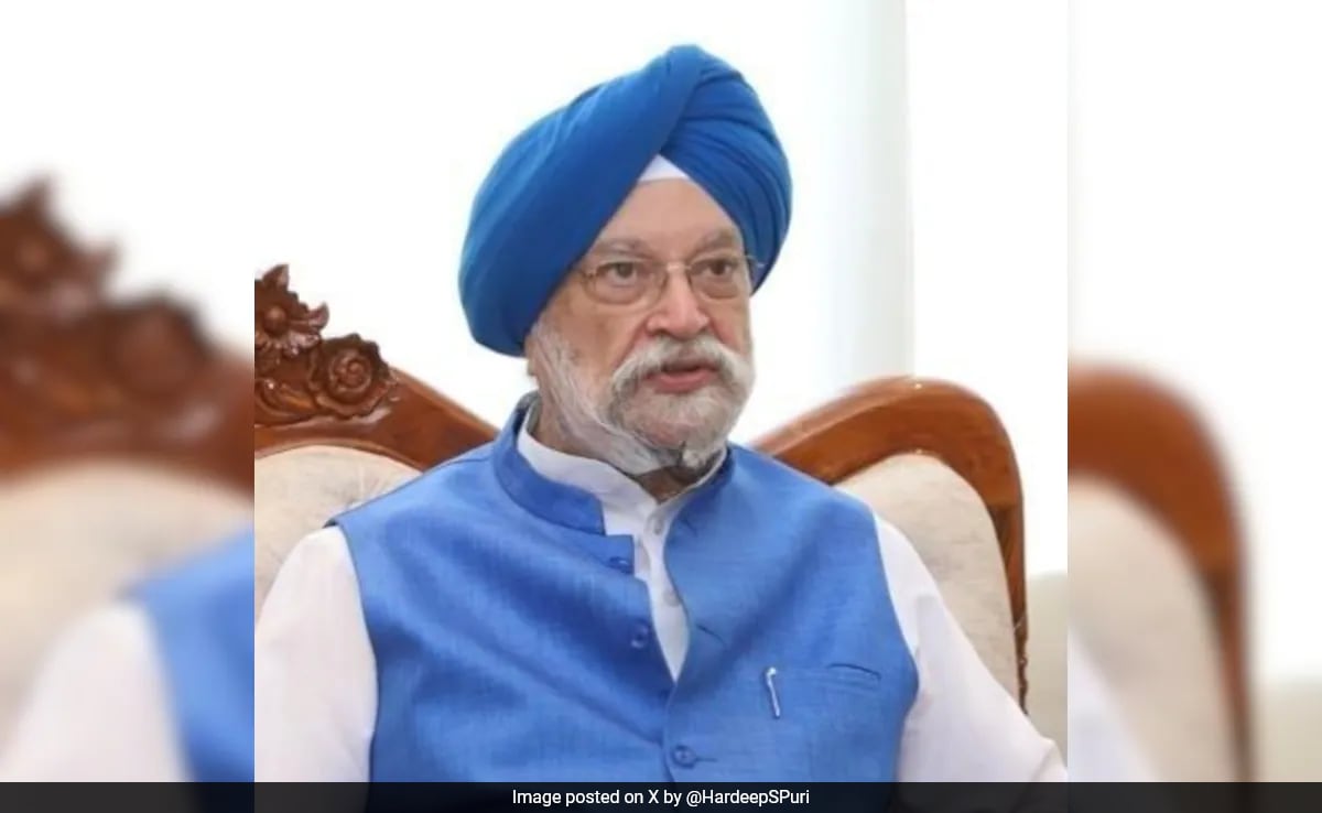 “Don’t Feel Any Pressure…”: Minister On US Sanctions Threat Over Russian Oil