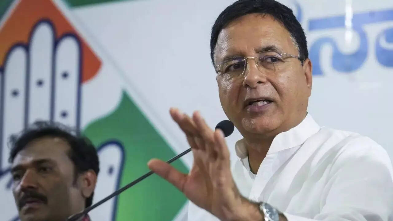 ‘Clearly no’: Congress on CM-change reports; Sidda to stay at top post