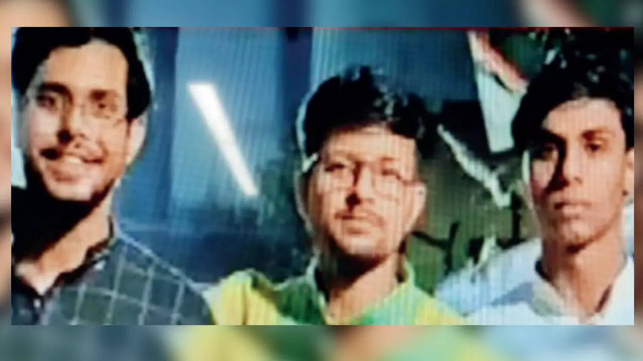 Kolkata rape: Accused drank alcohol in college for hours after assault; warned guard to stay quiet