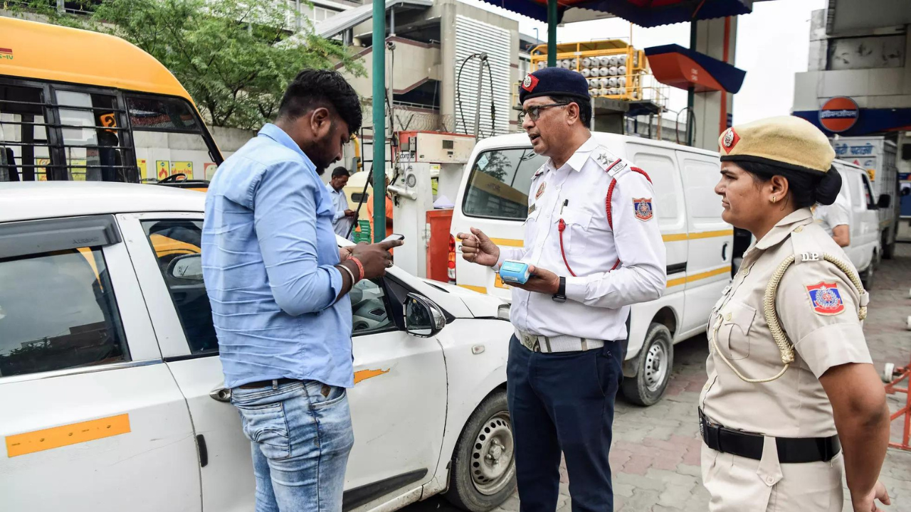 ‘Overage vehicle fuel ban in Delhi, 5 NCR districts to come into effect from Nov 1’