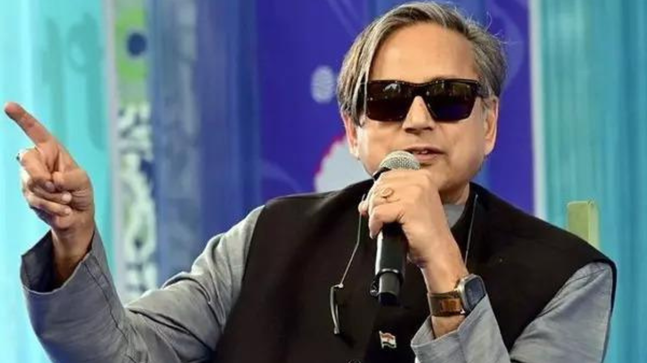 ‘Is the bird becoming a parrot?’: Cong mocks Tharoor over Emergency remark