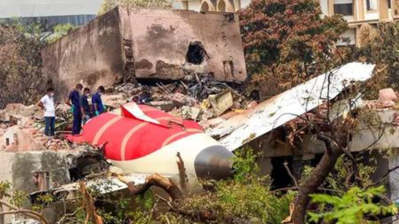 AI plane crash probe: What happened before the Mayday call? Timeline of final moments