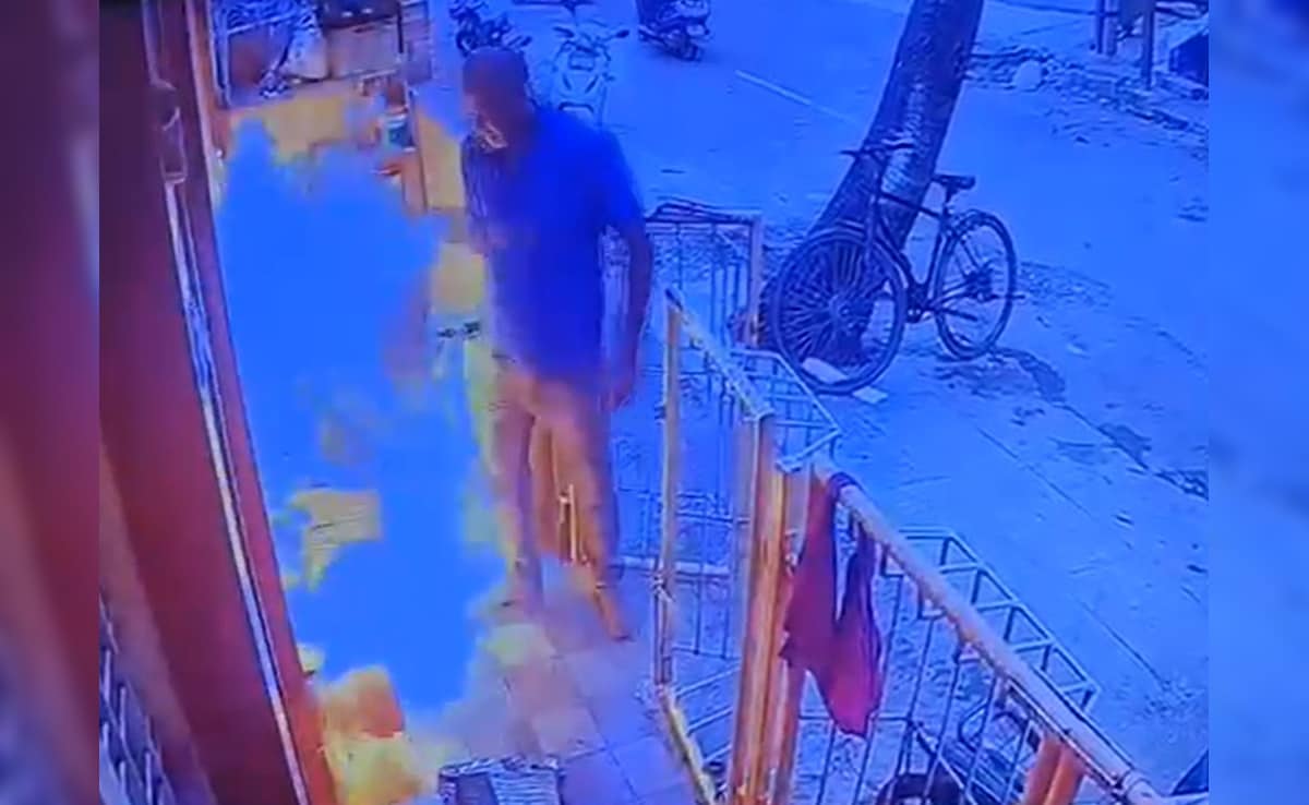 On Camera, Bengaluru Man Sets Relative’s House On Fire Over Rs 5 Lakh Loan