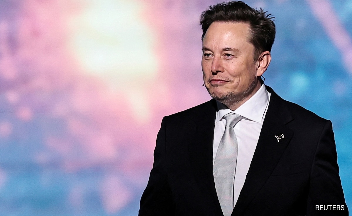 Elon Musk Confirms .5 Billion AI Chip Deal With Samsung Electronics