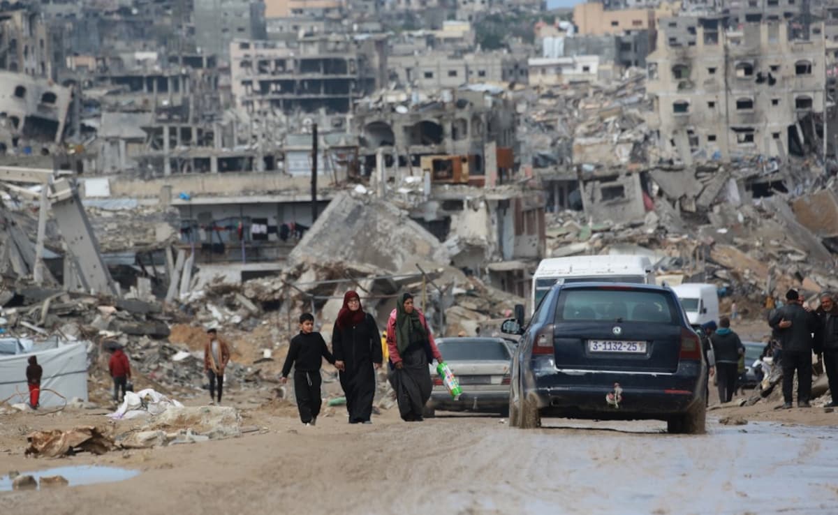 “From Having Everything To Nothing”: How 2 Families Crossed War-Torn Gaza