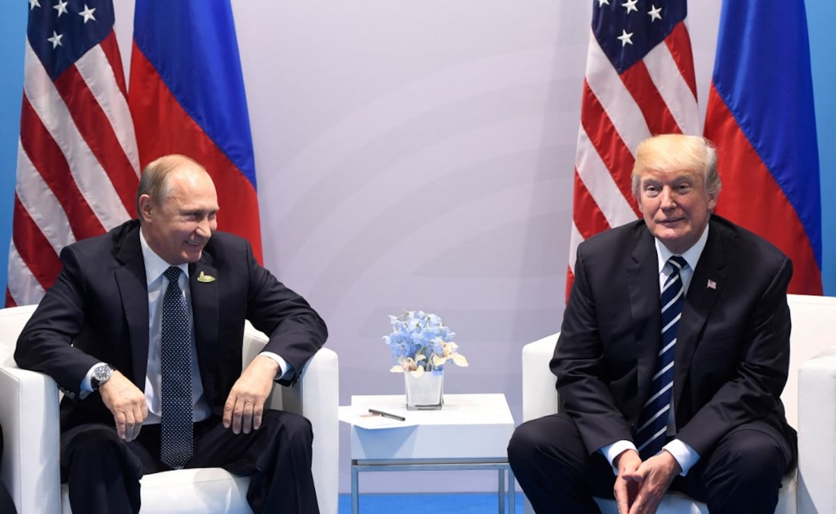 Kremlin Signals Openness To Putin-Trump Talks In Beijing In September