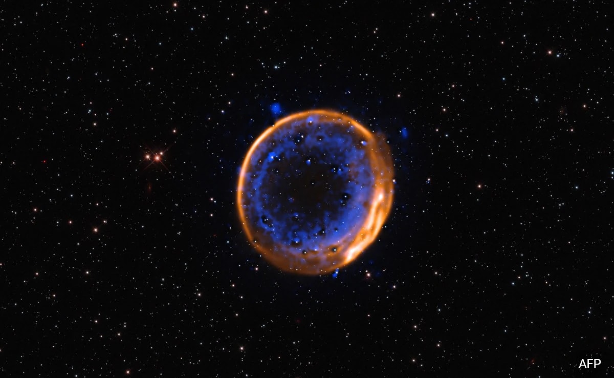 Scientists See Insides Of Dying Star For The First Time