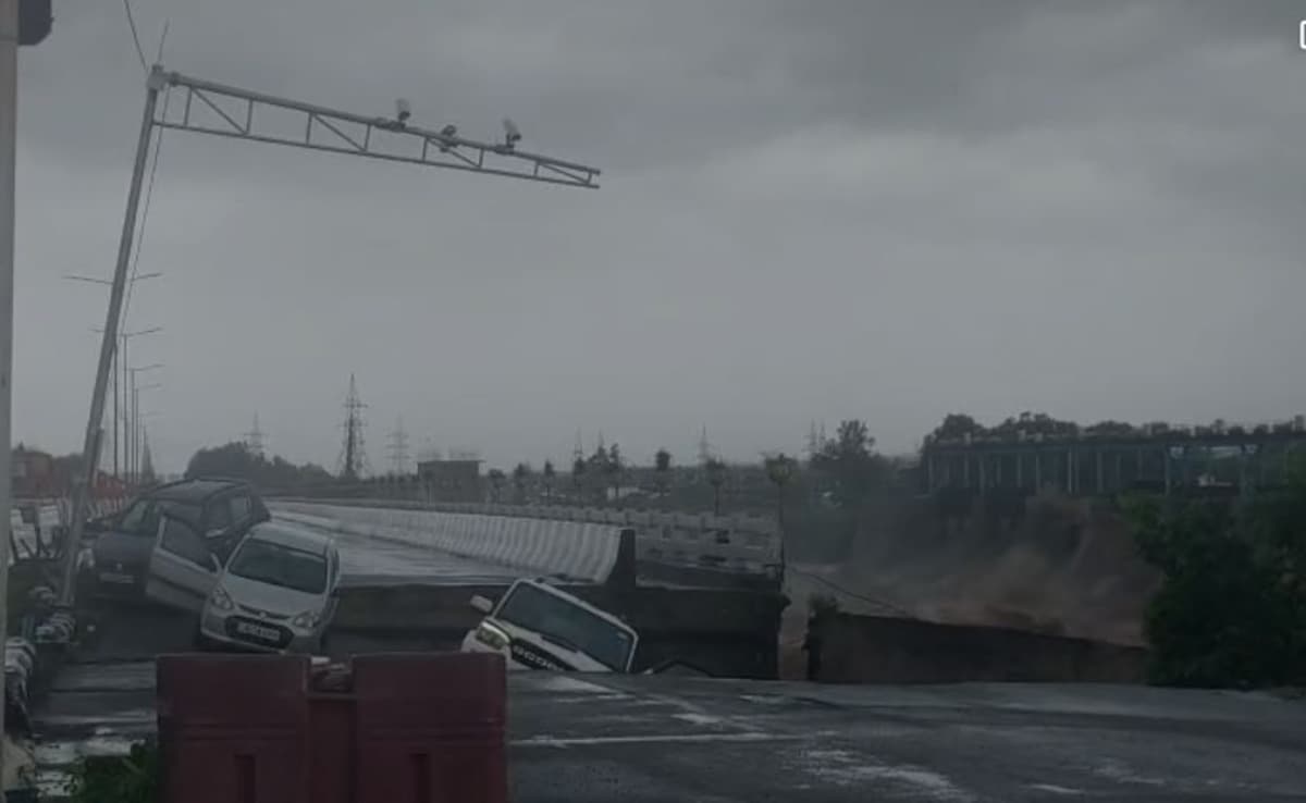 22 Trains Cancelled In Jammu Due To Heavy Rain