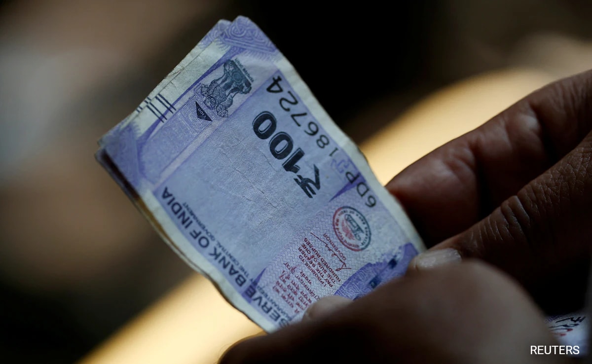 Rupee Crashes 51 Paise To Close At All-time Low Of 88.09 Against US Dollar