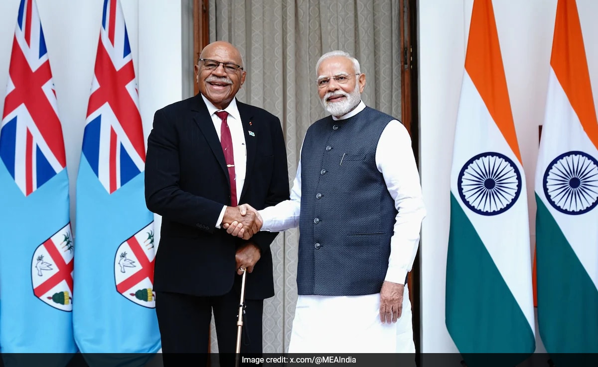 PM Modi Meets Fijian Counterpart Rabuka, Talks On Trade, Investment