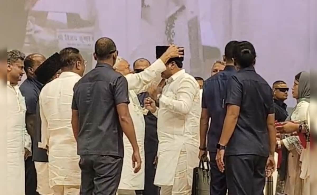 Video: Nitish Kumar’s Latest Flip-Flop, 12 Years After ‘Topi-Tilak’ Remark