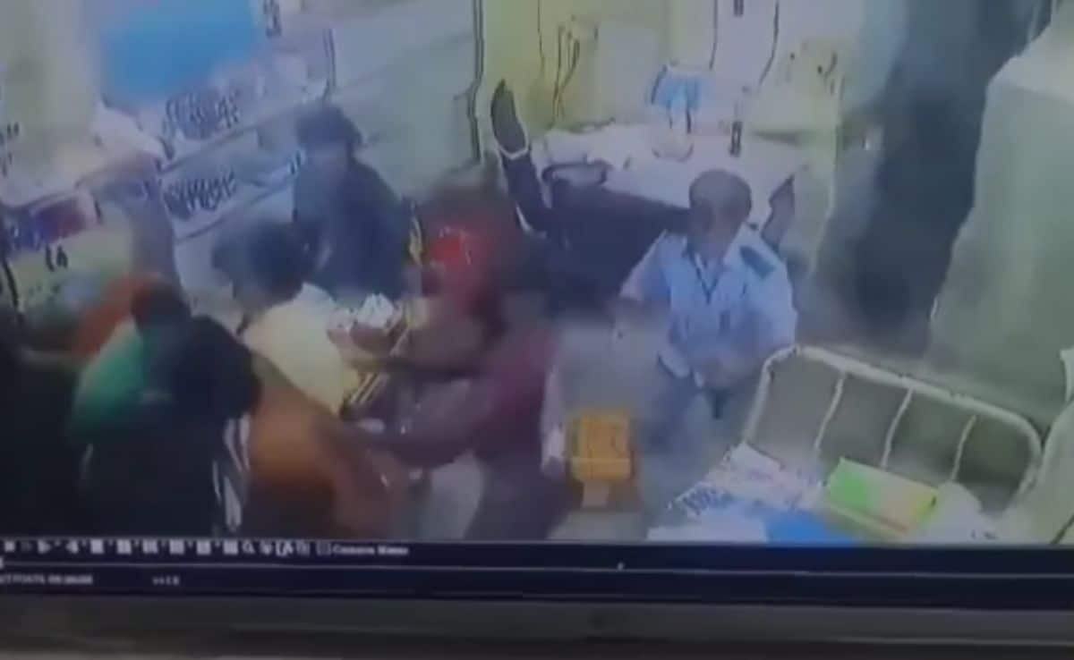 Video: Stopped From Attacking Patient, Group Assaults Doctors At Andhra Hospital