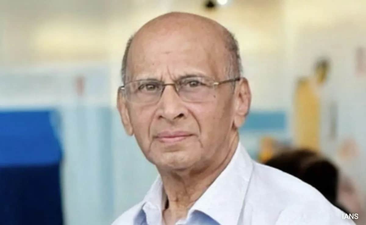 Kerala Doctor Who Charged Rs 2 Dies At 80