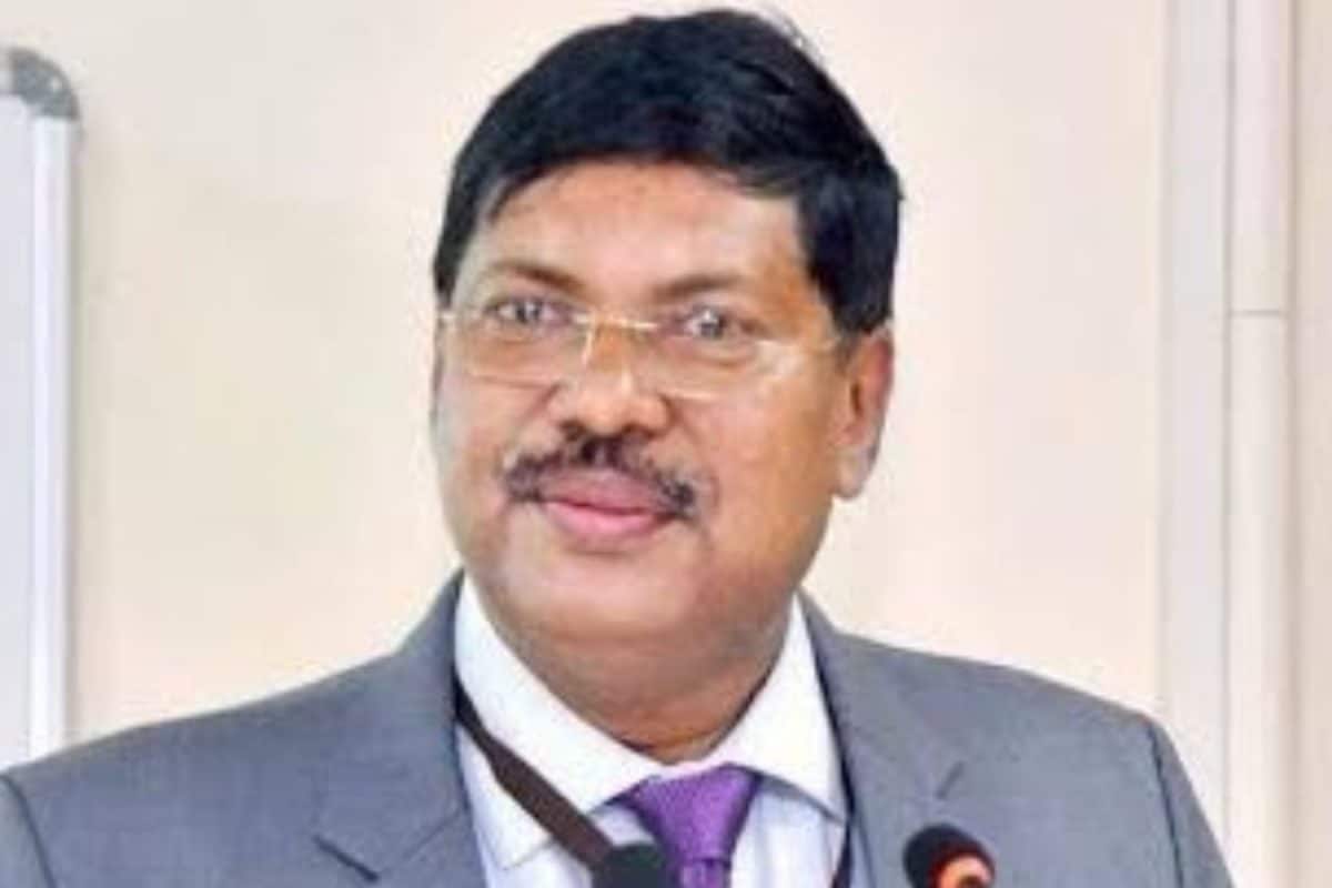 ‘Was At Number Three, Today I’m CJI’: BR Gavai Motivates Law Students, Shares His Journey