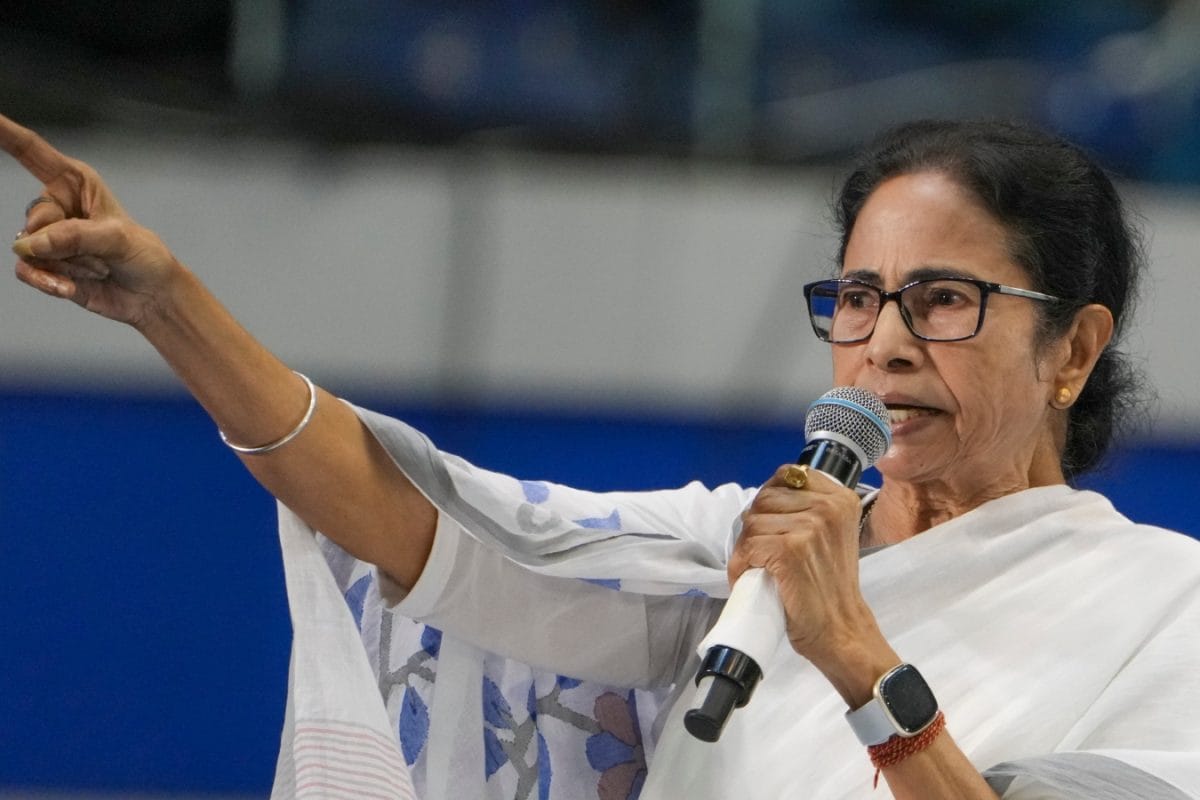 Rs 5K Aid, Skill Training: Mamata Woos Migrant Workers To Return To Bengal Ahead Of 2026 Polls