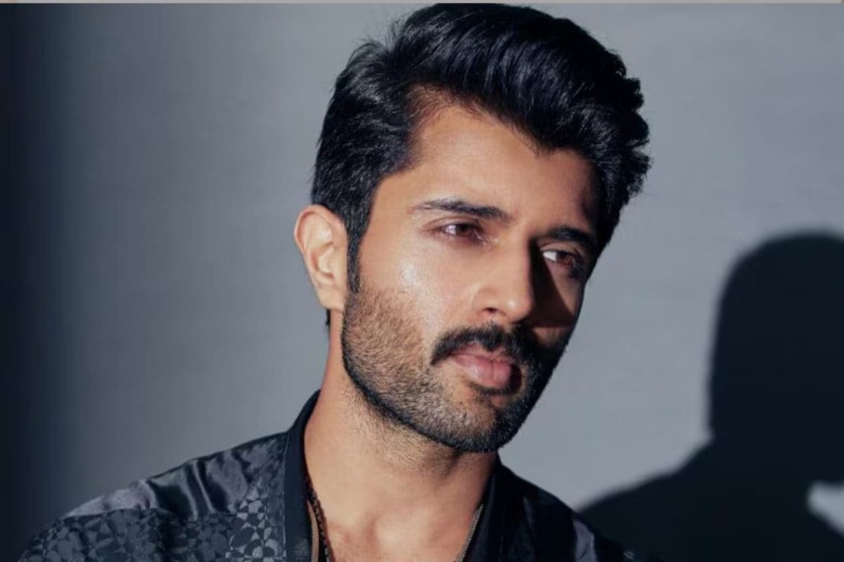 Actor Vijay Devarakonda Appears Before ED In Illegal Betting App Case