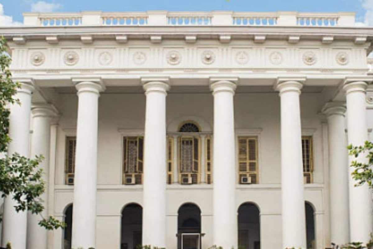 Calcutta University Students Beaten Up, Called ‘Bangladeshis’ In Language Row