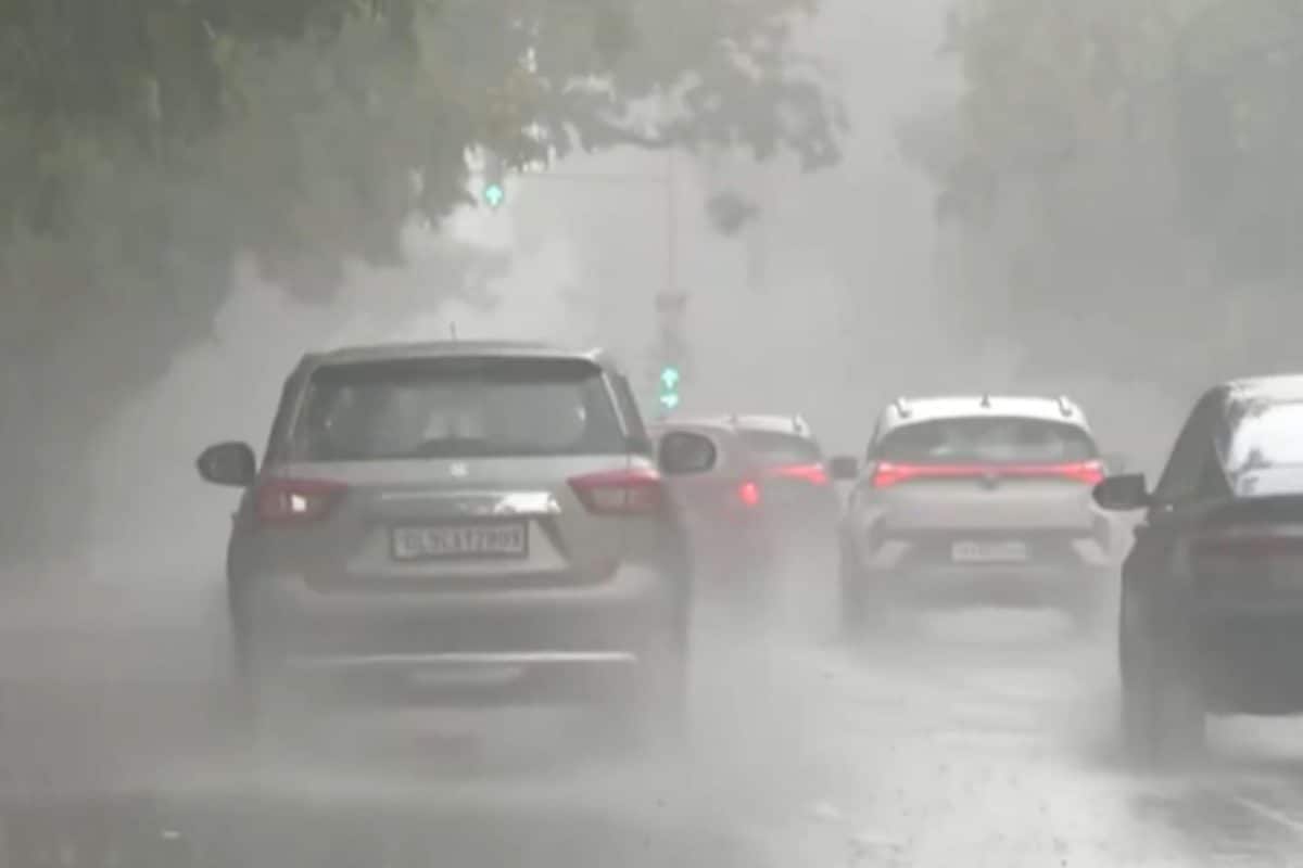 Delhi-NCR Soaked Again As IMD Sounds Yellow Alert For Today; SpiceJet Issues Advisory