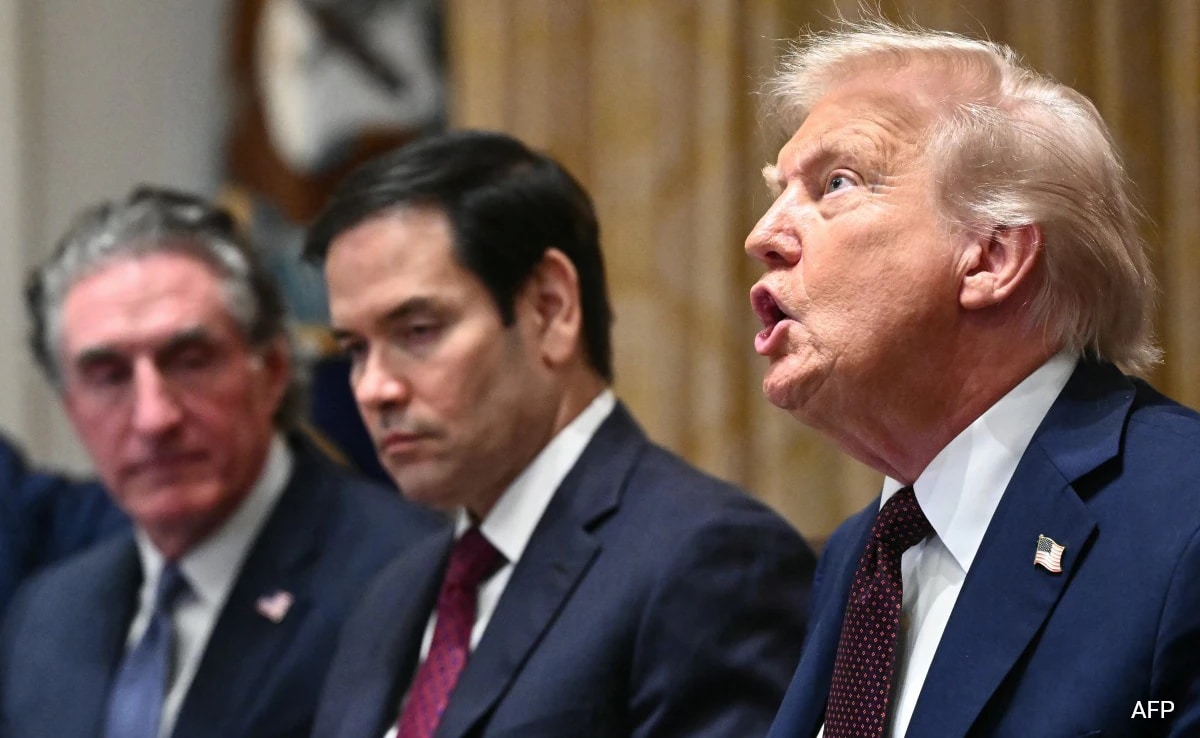 How Trump’s Cabinet Turned A Government Meeting Into A Praise Parade