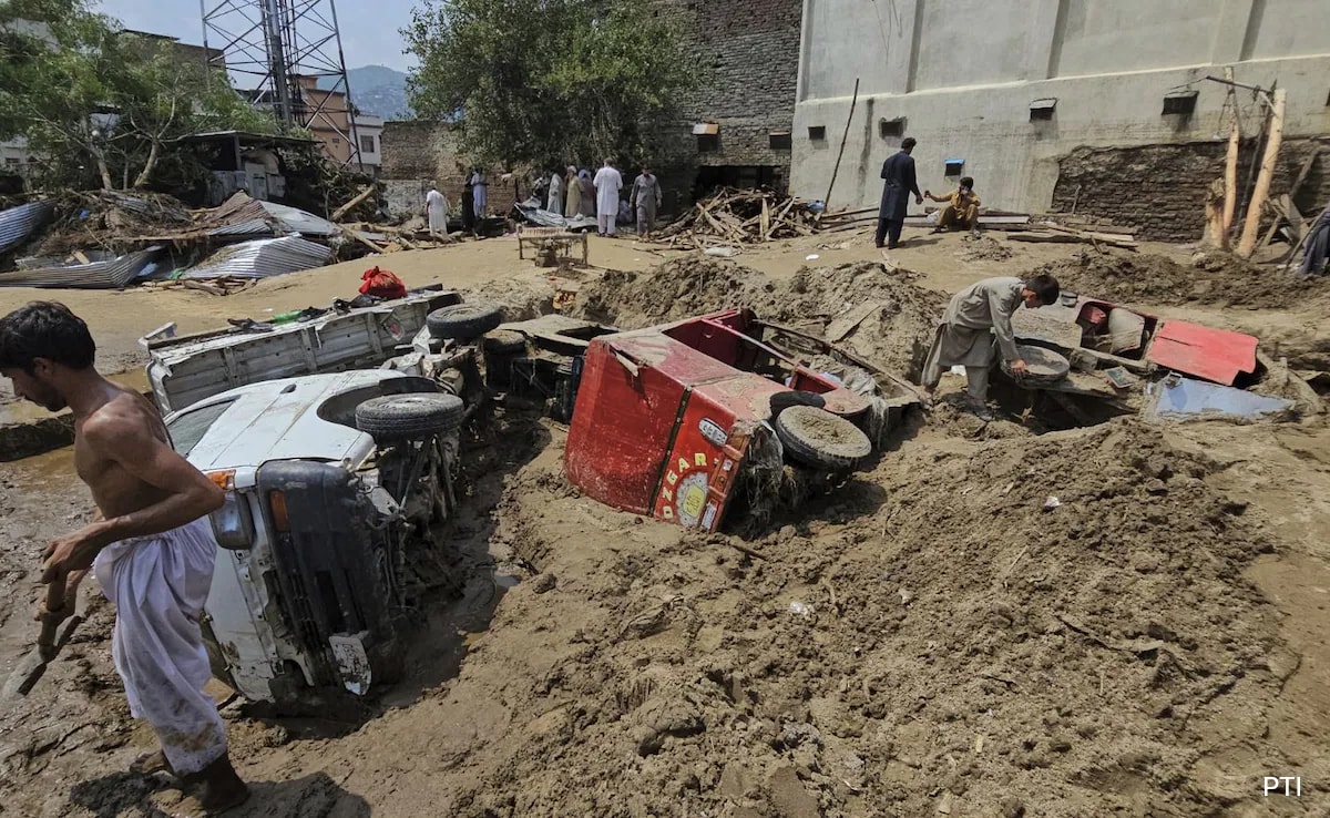 At Least 320 Killed In Pakistan Due To Monsoon In Last 48 Hours