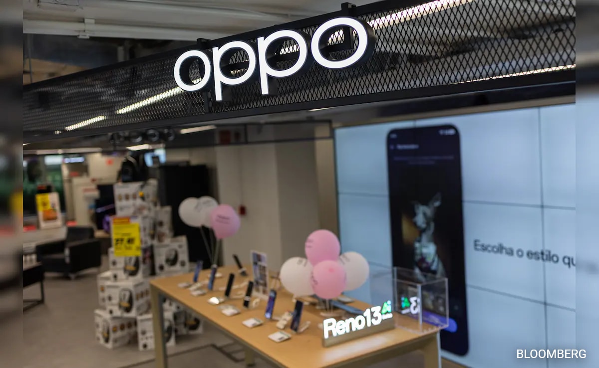 Apple Files Lawsuit Against Oppo For Poaching, Stealing Trade Secrets