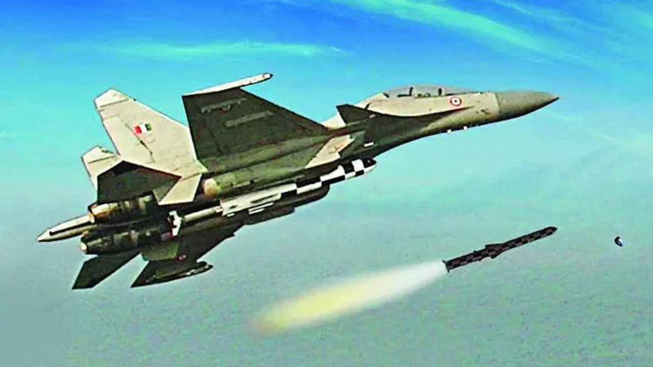 MoD clears big arms deals, including BrahMos, armed drones, worth Rs 67,000cr MoD clears big arms deals, including BrahMos, armed drones, worth Rs 67,000cr
