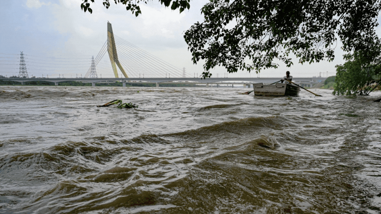 Delhi rains: Yamuna has brush with ‘danger’ for 2 hours; crosses 205.33m mark