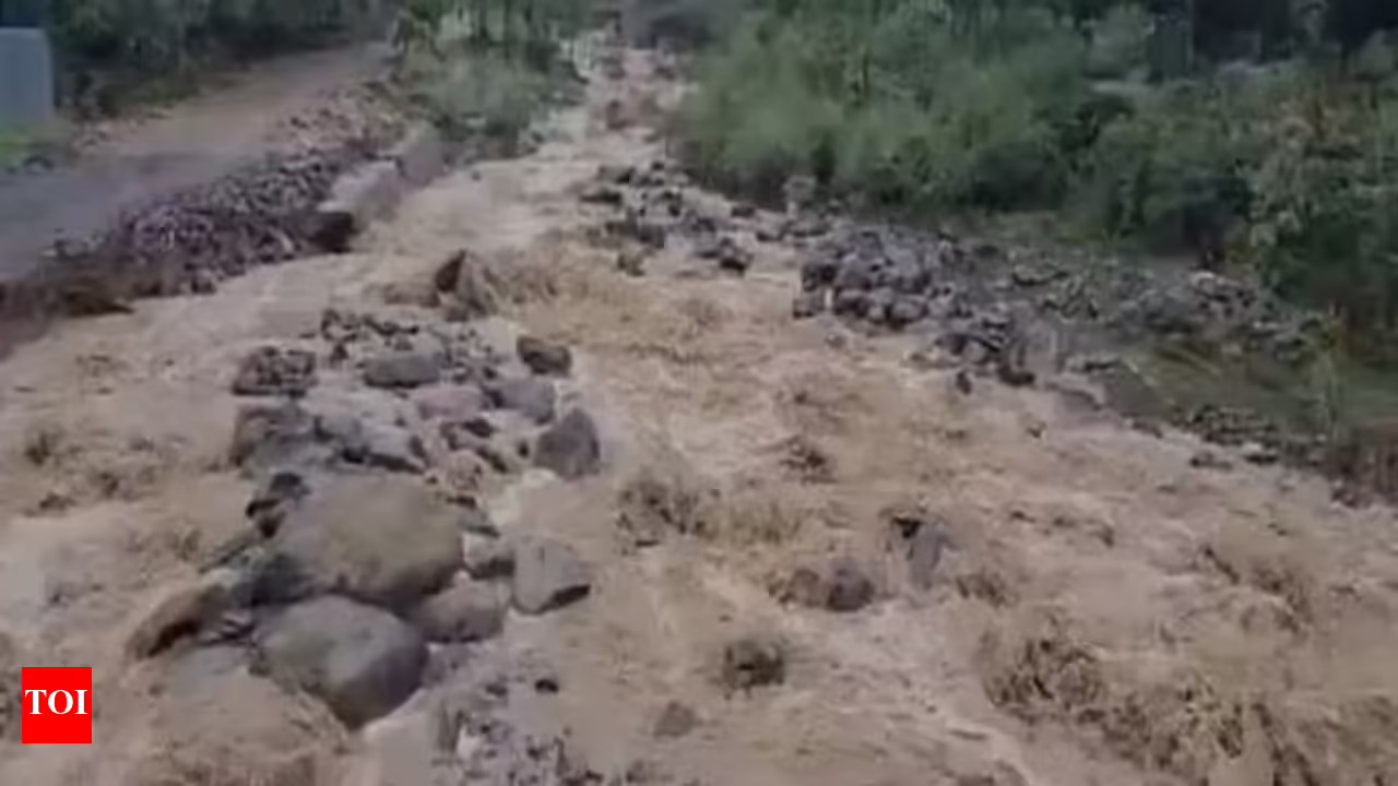 Massive cloudburst in J&K: 12 dead; Union minister Jitendra reviews rescue efforts