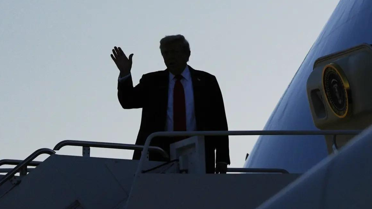 ‘Putin interested in Trump economy’: US prez leaves for Alaska for meet