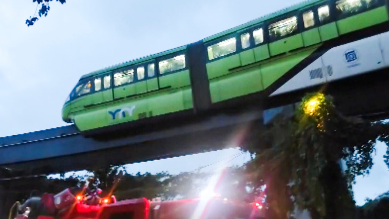 ‘Train overcrowded’: Monorail breaks down, stuck between 2 stations; at least 200 passengers inside