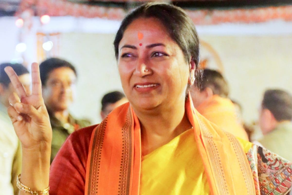 Delhi CM Rekha Gupta Attacked, Assaulted During Public Event At Her Residence