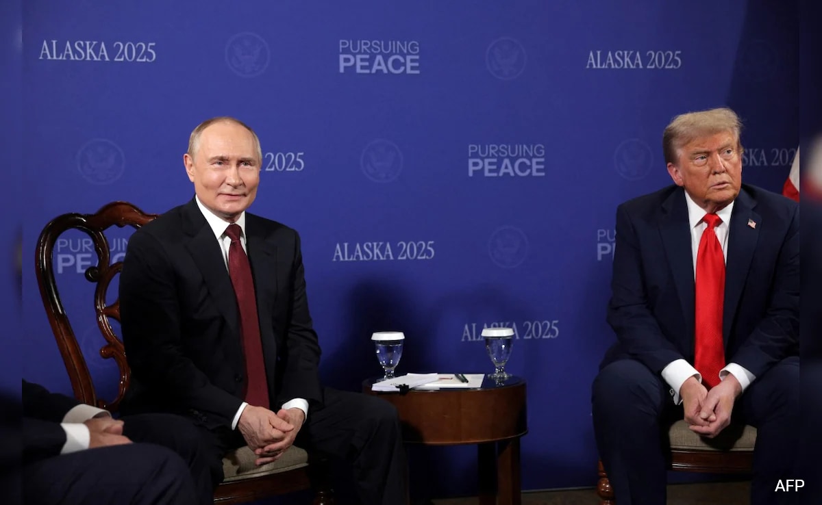 ”Why Should Trump Trust You?”: How Reporters Grilled Putin Ahead Of Alaska Meet
