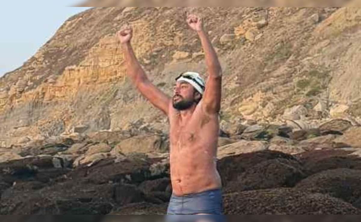 Braving 22 Hours Of Waves, Winds, Cold, Mumbai Man Swims Across English Channel