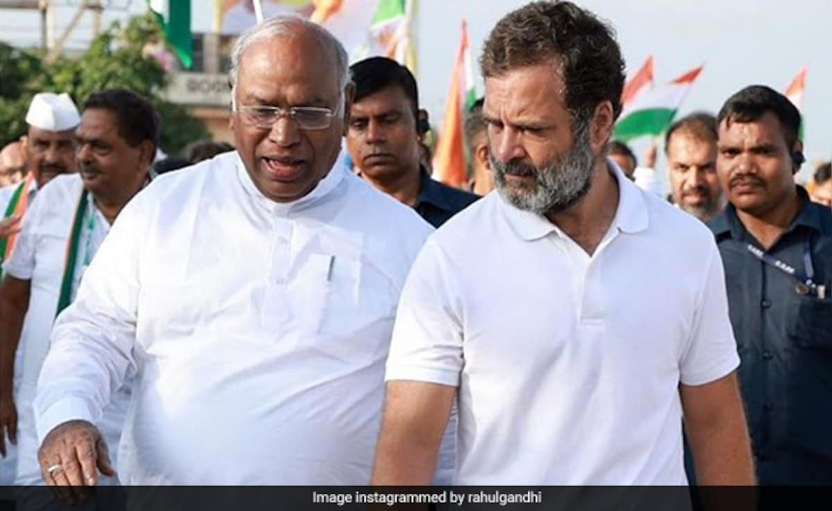Rahul Gandhi, Mallikarjun Kharge Skip Red Fort Celebrations, BJP Hits Out