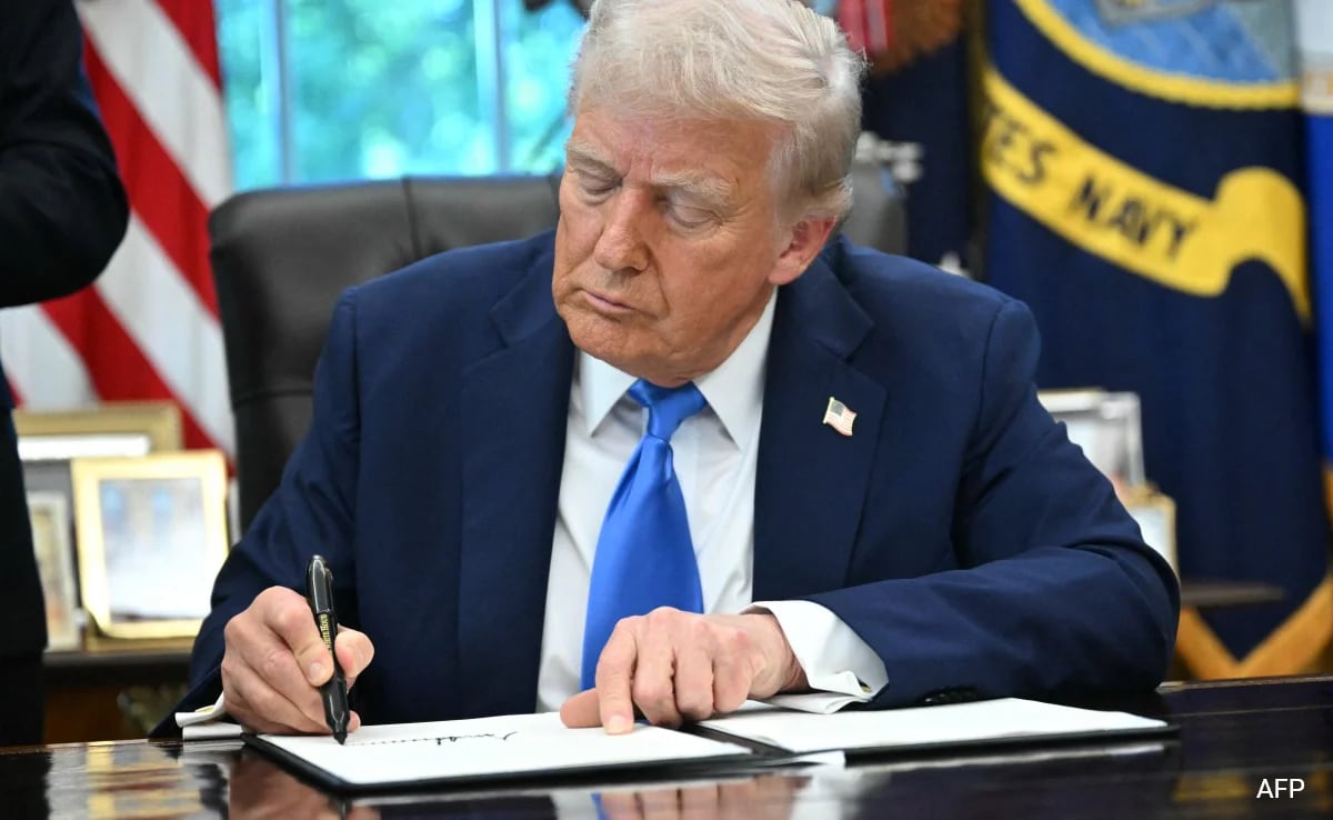 Trump Signs Proclamation Imposing $100,000 Annual Fee For H-1B Visas