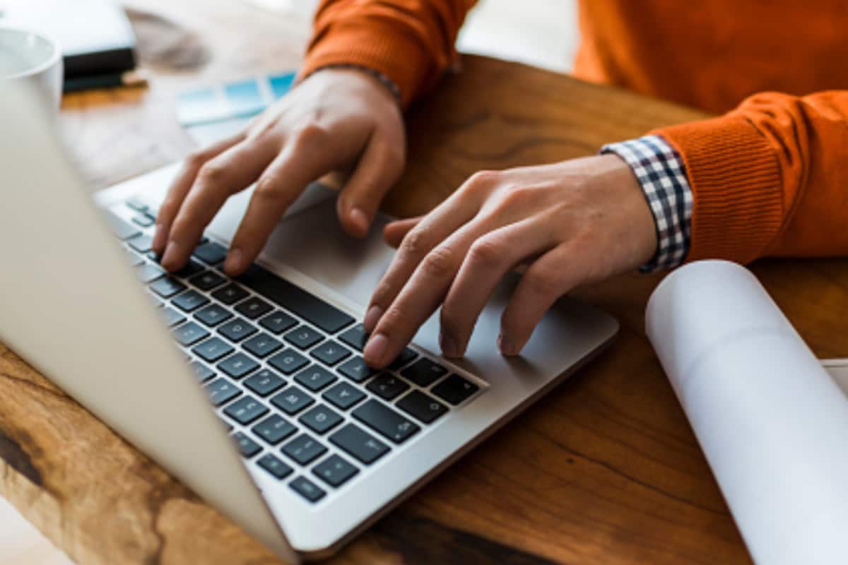 ‘Reels Boy’ To IT Prodigy: How A Self-Taught Coder Built 50+ Websites, Launched His Own Startup
