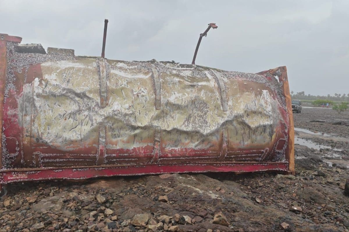 Three Suspicious Containers Wash Ashore On Palghar Beaches, Coastal Villages On Alert