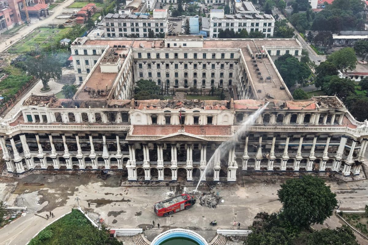 Indian Couple Trapped in Nepal Gen Z Protests Jump From Burning Hotel; Woman Dies, Husband Injured