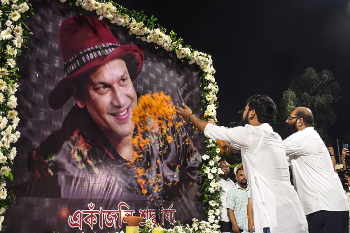 Zubeen Garg Was Swimming Without A Life Jacket In Singapore, New Video Emerges