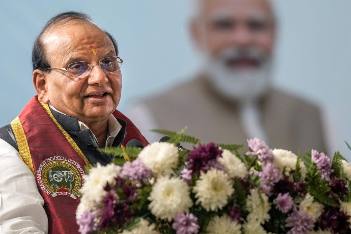 Delhi HC Flags ‘Prima Facie’ Fair Trial Concerns Over LG’s Police Station Video Depositions Delhi HC Flags ‘Prima Facie’ Fair Trial Concerns Over LG’s Police Station Video Depositions