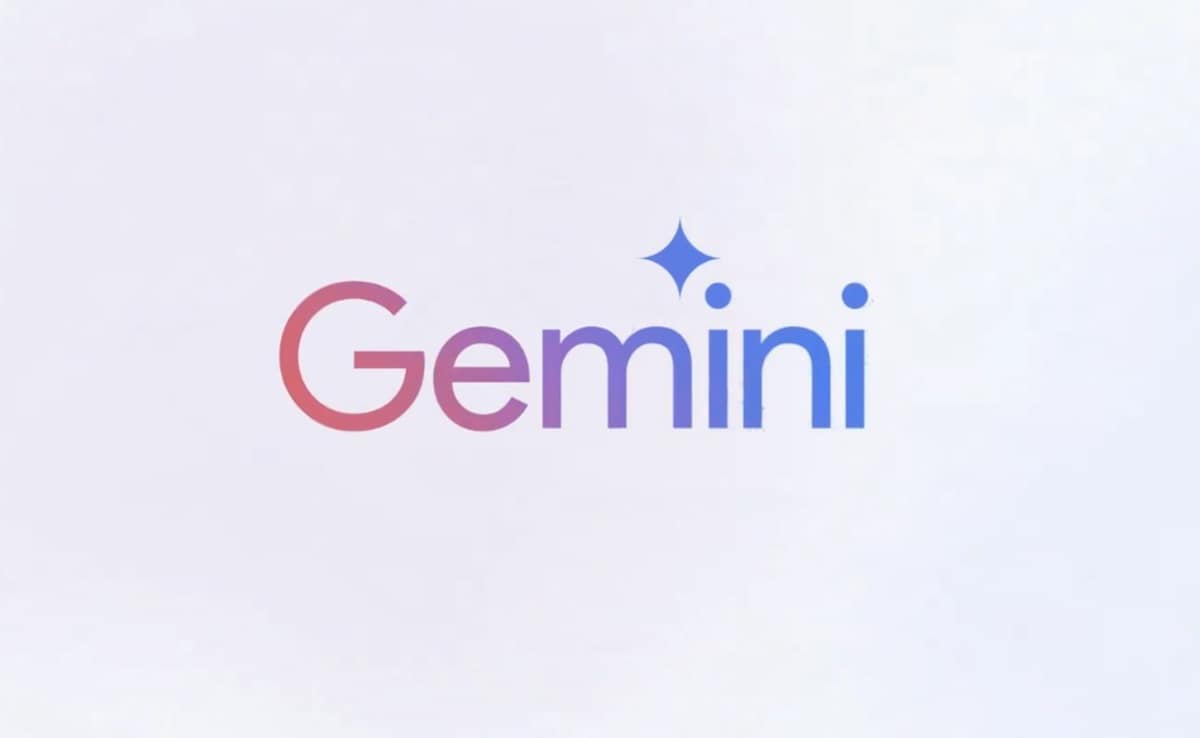 Google Gemini Tops App Charts After Viral Nano Banana Trend, Surpasses OpenAI’s ChatGPT