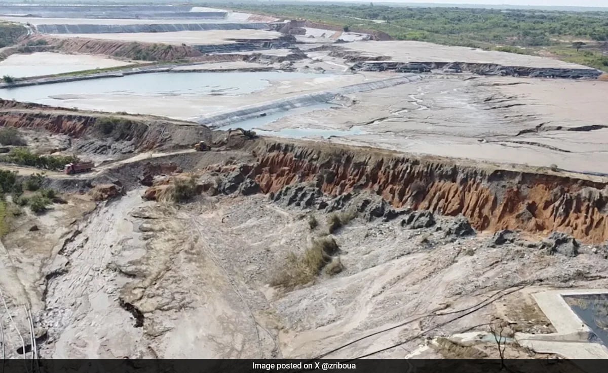 Chinese Mining Company Accused Covering Up Major Toxic Spill In Zambia