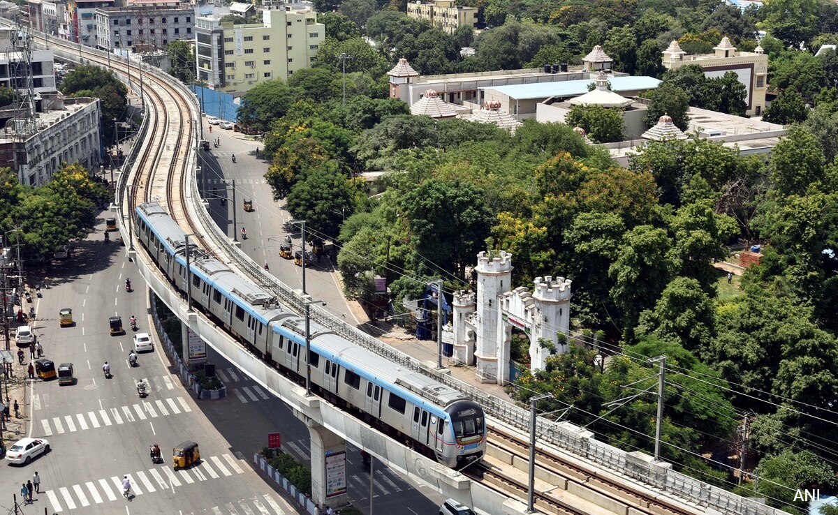 Telangana Government To Acquire L&T’s Hyderabad Metro Stake