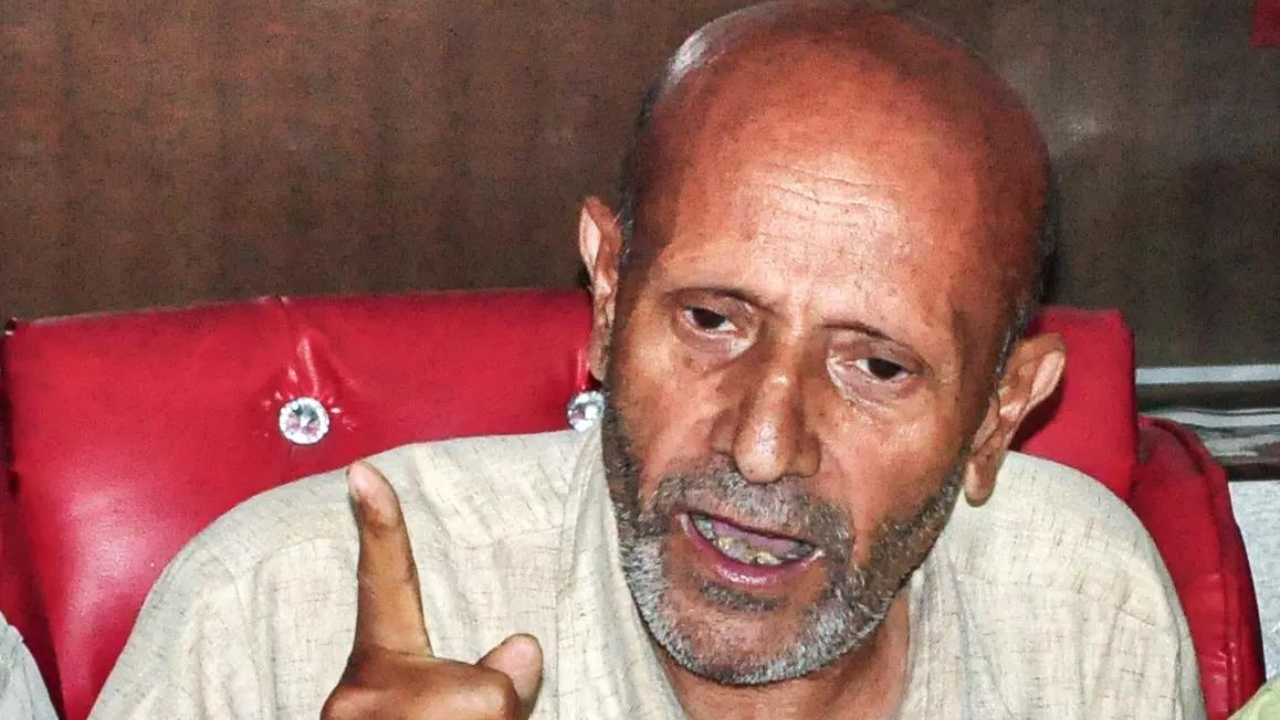 Narrow escape for MP Rashid as Tihar inmates attack him