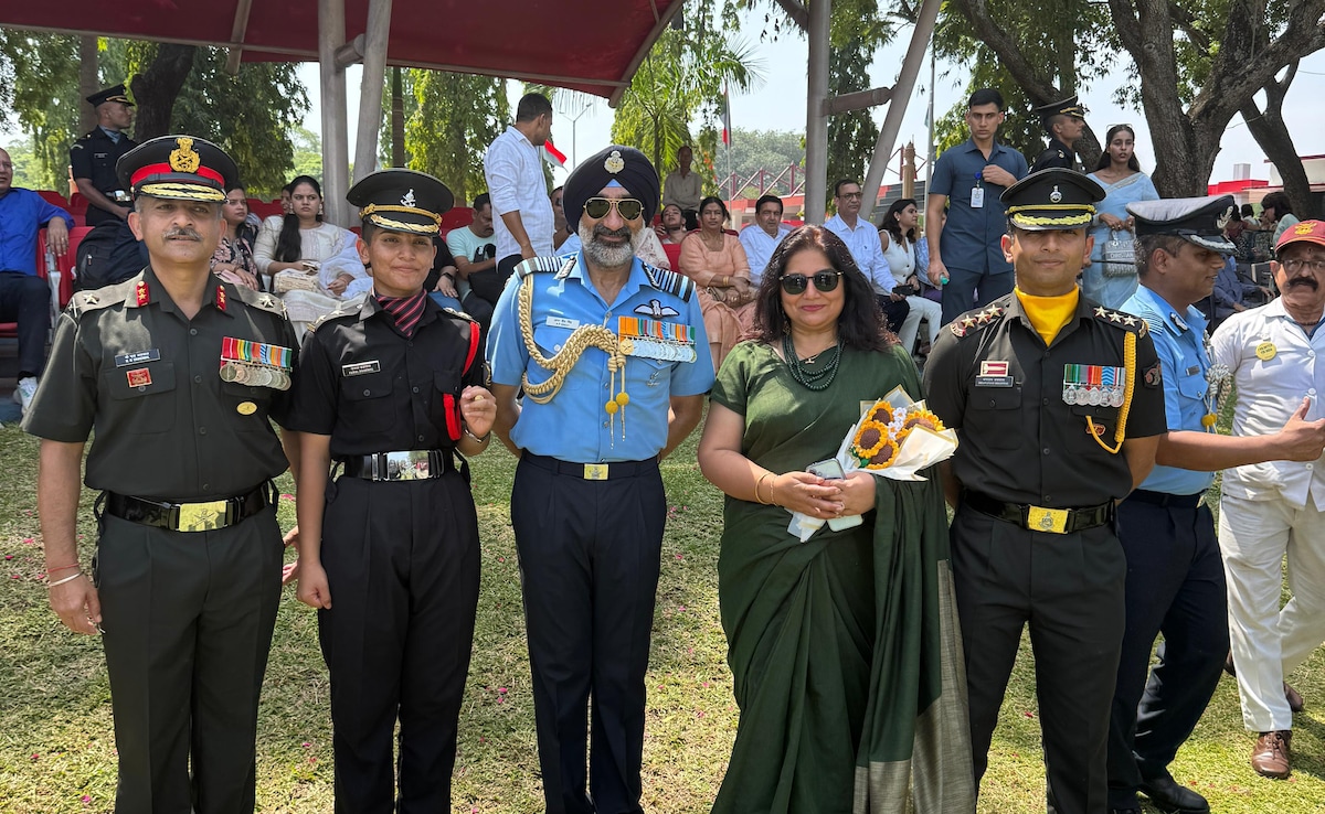 Meet Parul Dhadwal, Fifth-Generation Woman Officer Commissioned Into Army