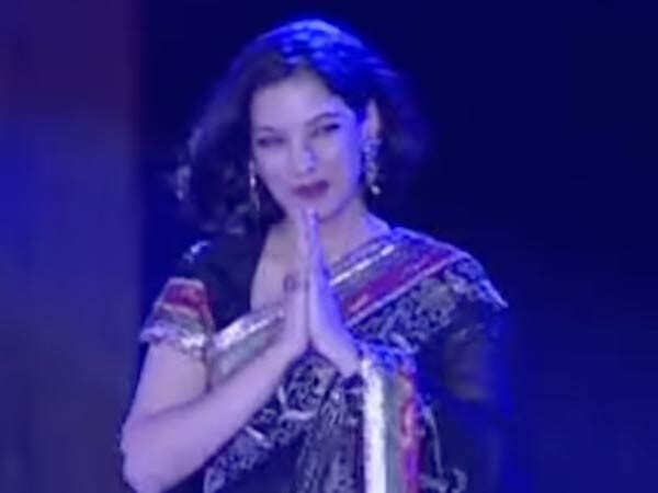 Shabana Azmi turns 75: When she won the Filmfare Lifetime Achievement Award